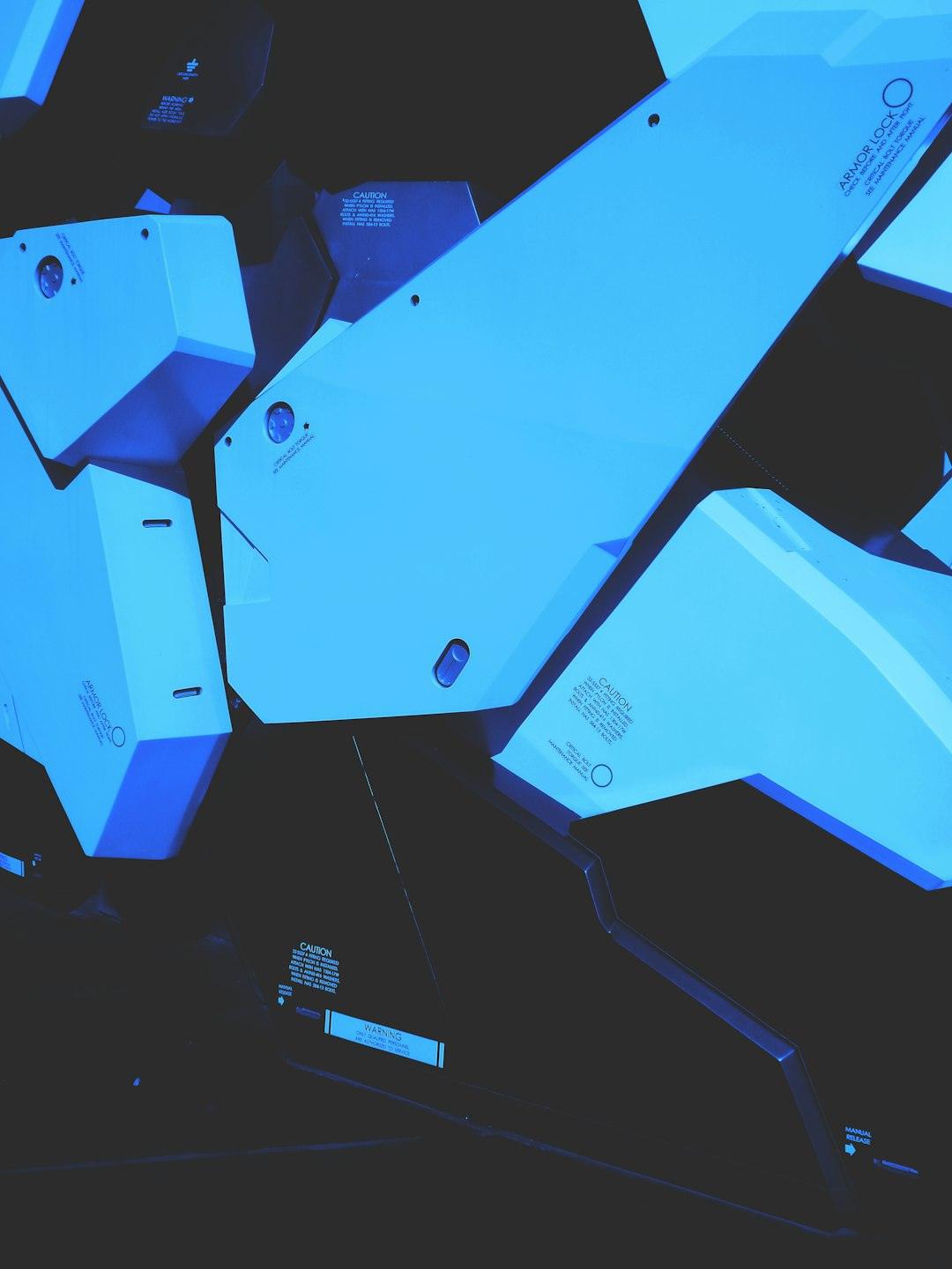 Insidan av en Mobile Suit: Teknologin som driver dessa gigantiska robotar