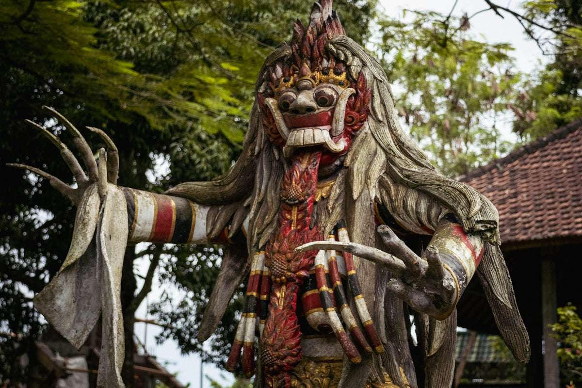 Demon Slayer Obanai Iguro Figur: Ett Måste för Samlare och Anime-Entusiaster