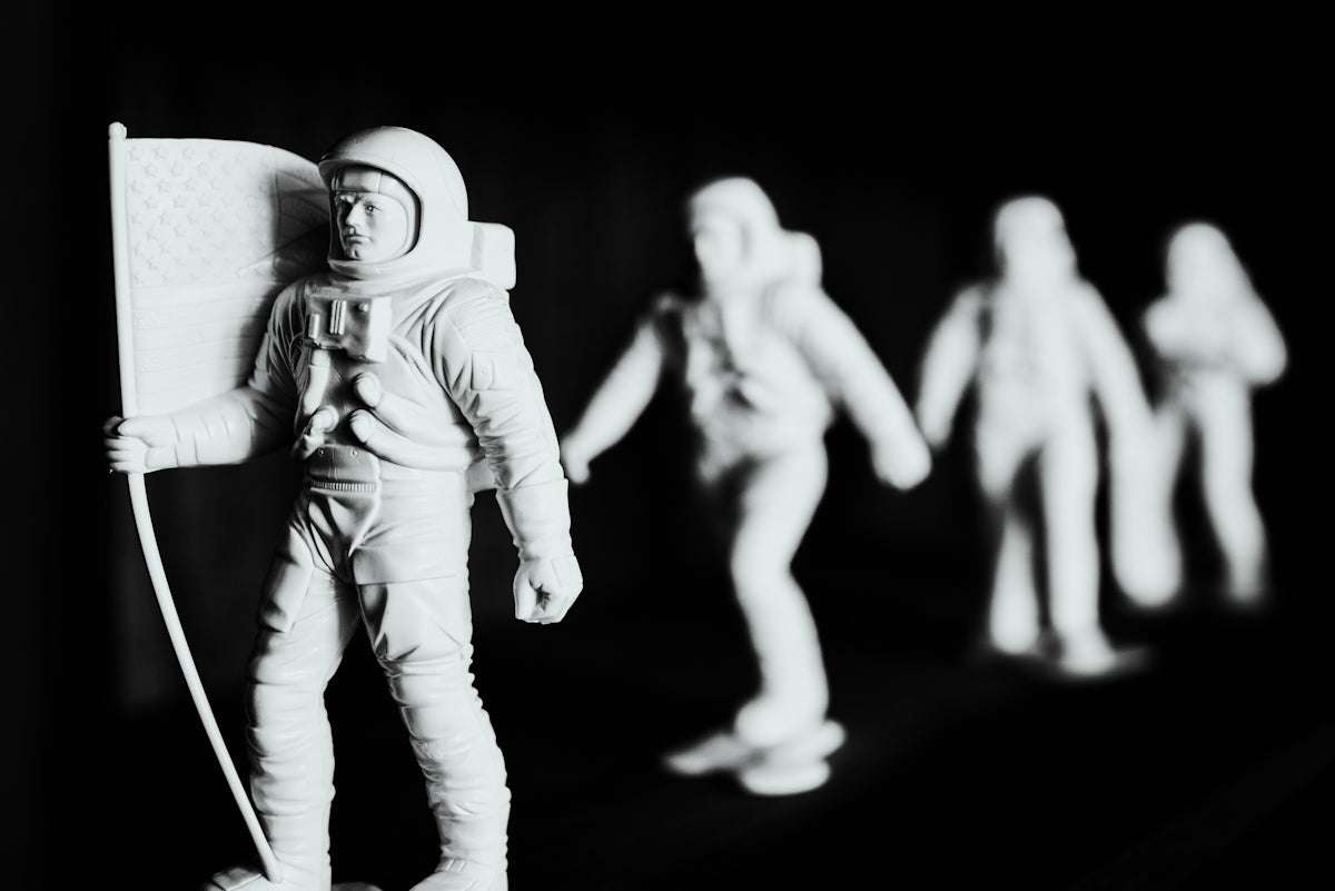 Utforska Detaljerna Som Gör One:12 Collective Alien Figur Så Unik