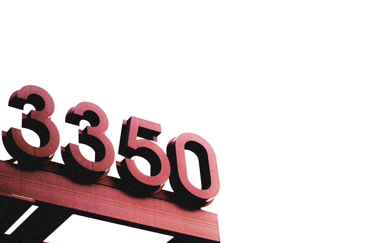 Utforska Kreativa Möjligheter Med Vallejo Stencil STSF004 Digital Numbers För Dina Modellprojekt