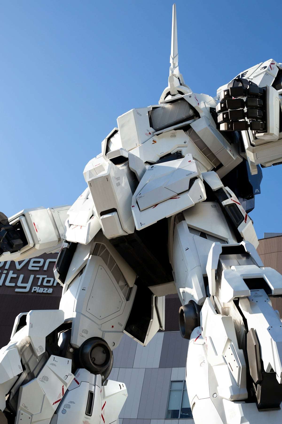 Upptäck Hemligheterna Bak Ombyggnaden Av HG Gundam Nadlee 1144 För Optimal Prestanda