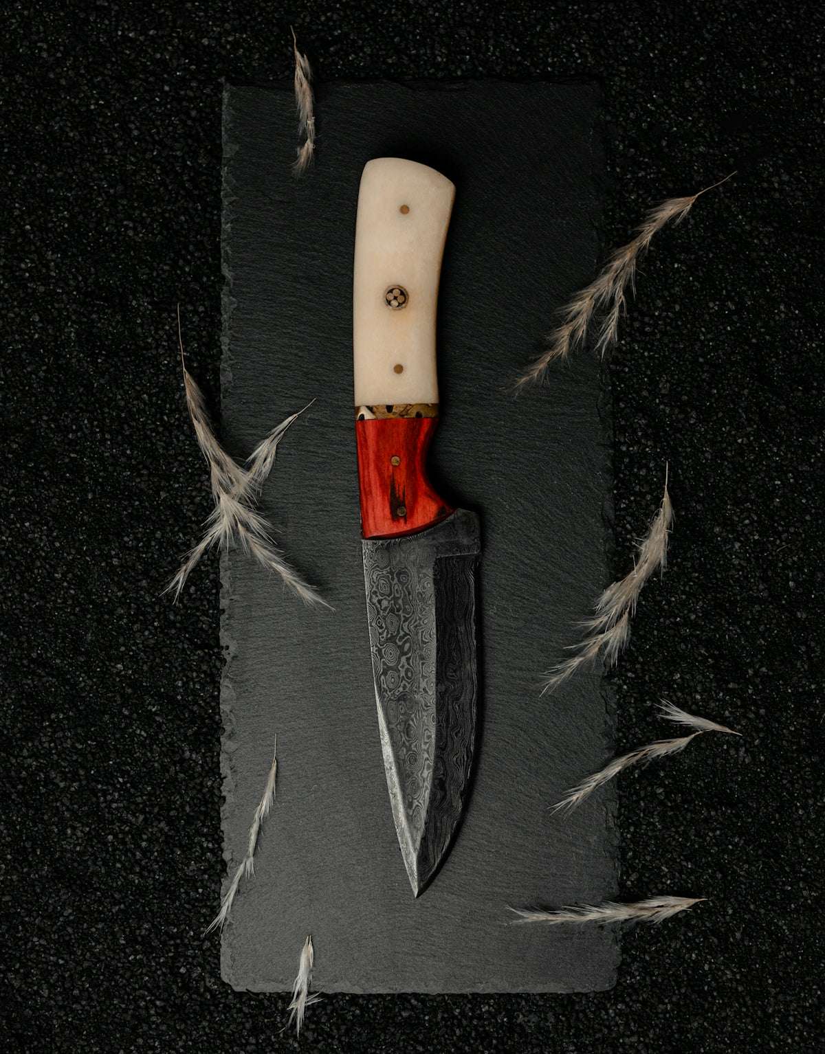 Upptäck de Roliga Möjligheterna med Zombie SWAT Butcher Knife Plush Som Både Lek och Dekoration