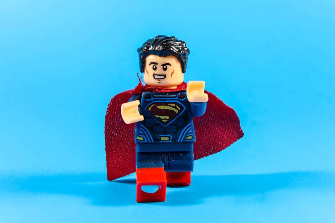 Samlarfigurer med Superman-tema för fans av DC Comics