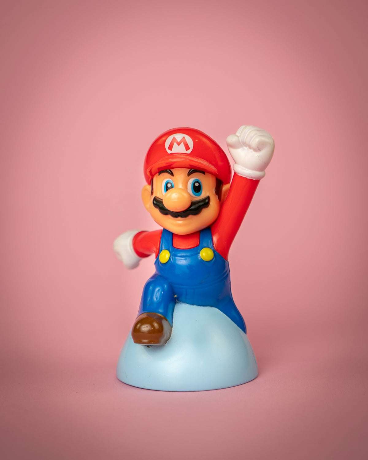 Upplev Glädjen i Super Mario Bros: En Guide till Fantastiska Emblem och Pins