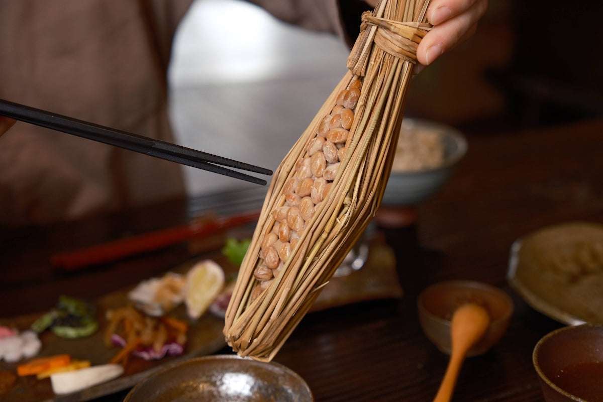Upptäck Japansk Kulturell Tradition med Naruto 21cm Ätpinnar