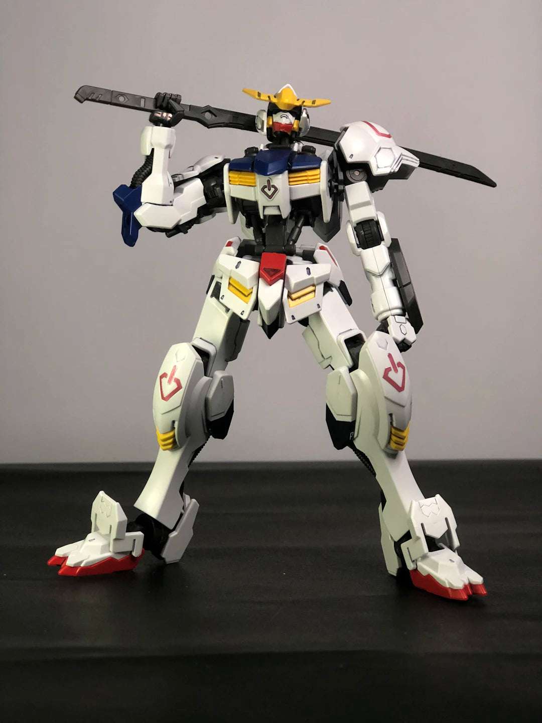 Bästa metoder för att måla och dekorera Gunpla