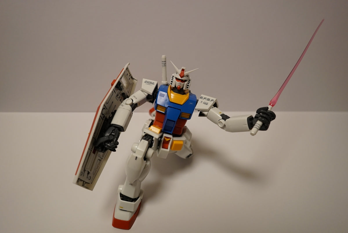 Skillnaden på samlarskap och lekvärde i actionfigurer - Robotto