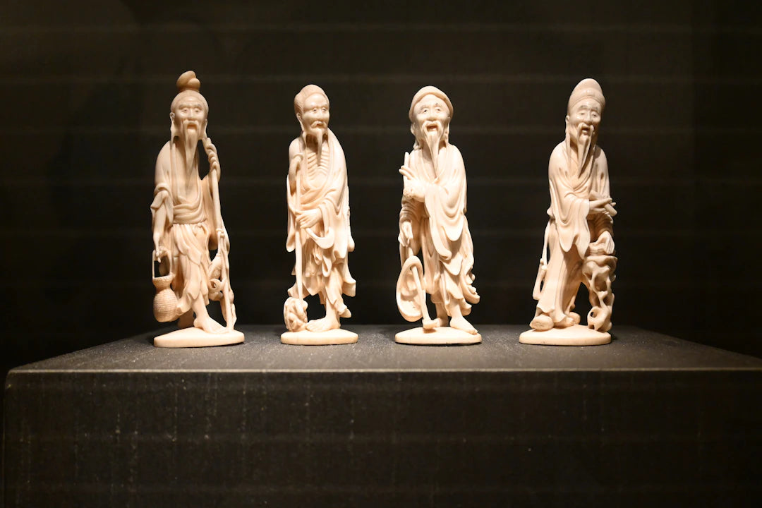 Unika samlarprodukter för fans av fantasy och spel - Robotto