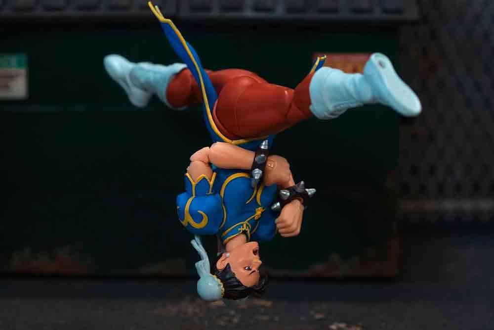 Street Fighter 2: Chun-Li Blå Klänning - De Luxe Actionfigur Skala 1:12 jada toys