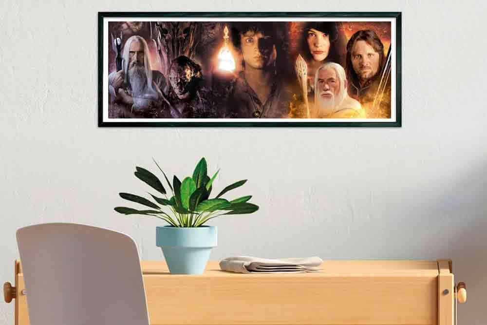 Lord of the Rings Pusselkollektion - Vänner och Fiender - Panorama 1000 bitar clementoni
