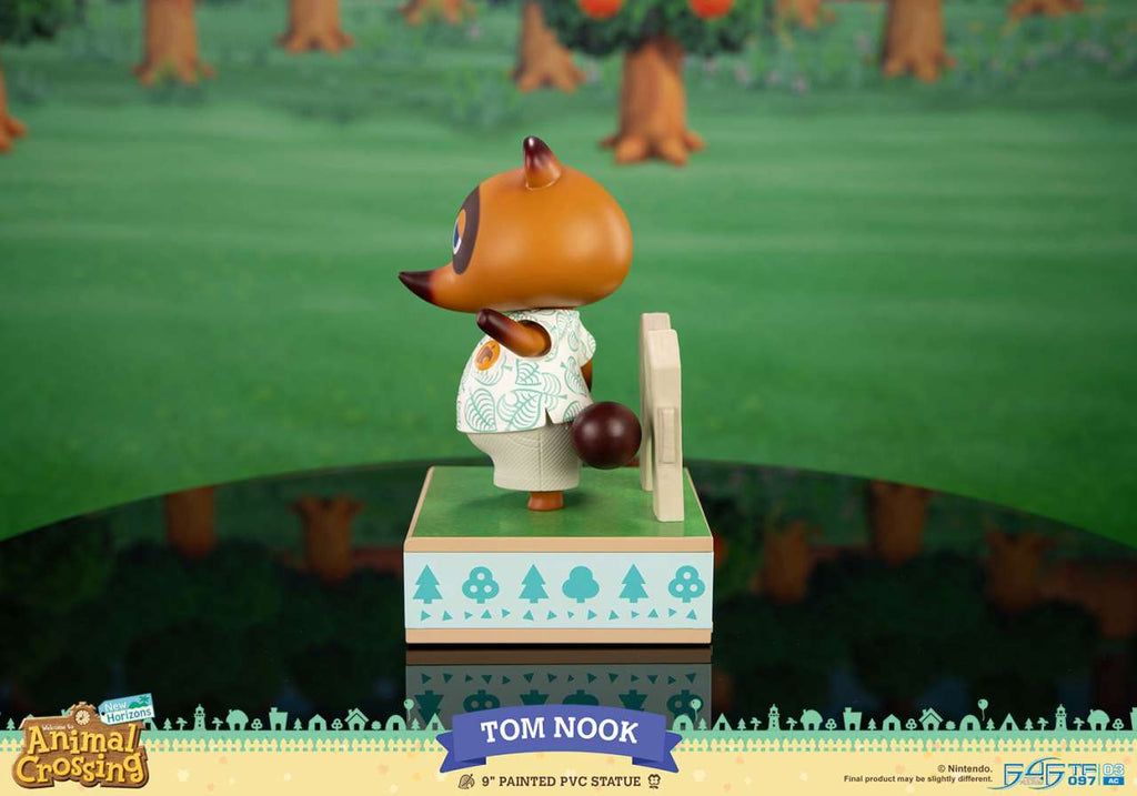 Animal Crossing: New Horizons Tom Nook PVC Statue first4figures