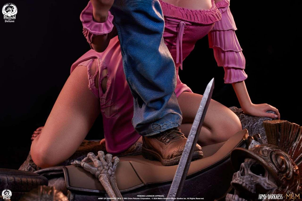 Army of Darkness Ash 1/4 Deluxe Premier Statue - Robotto