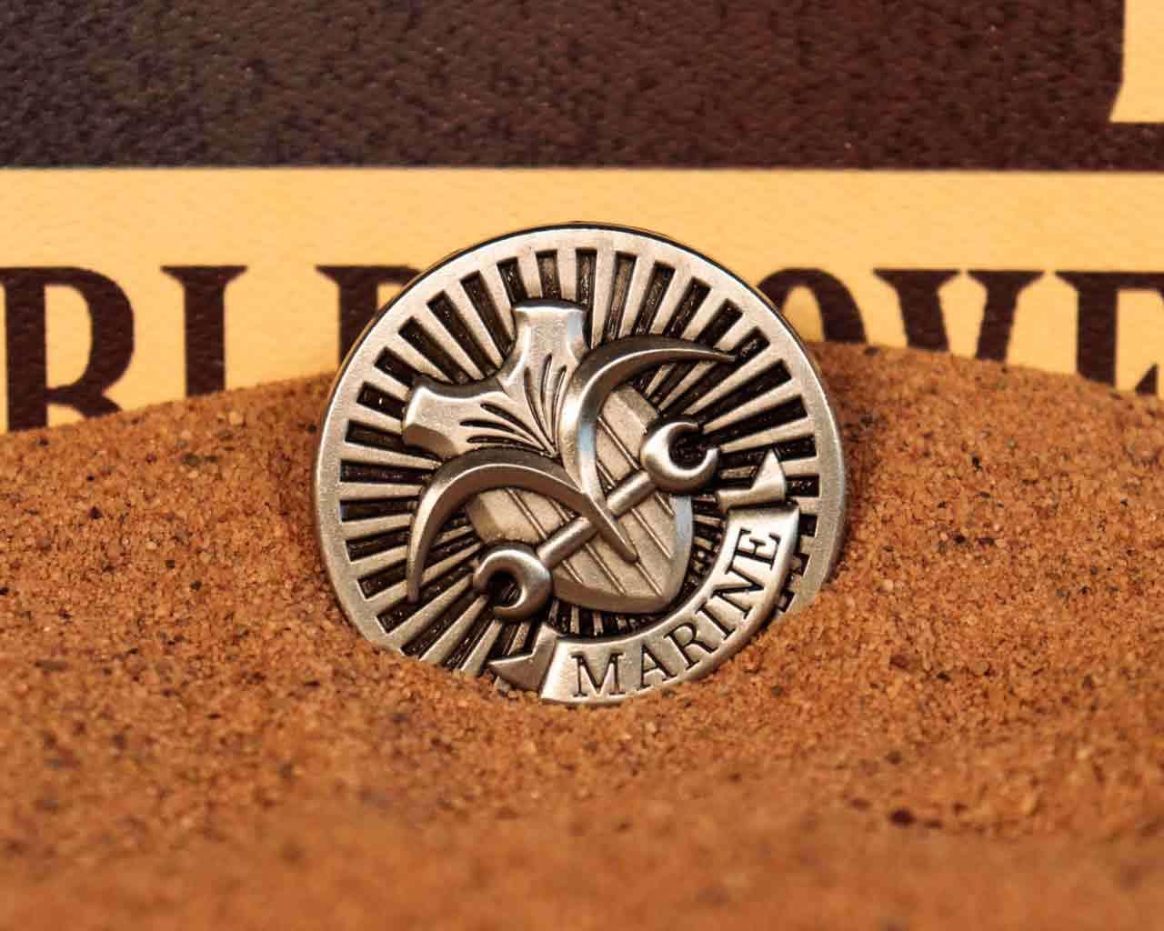 Begränsad upplaga One Piece Marine Pin Emblem - Robotto