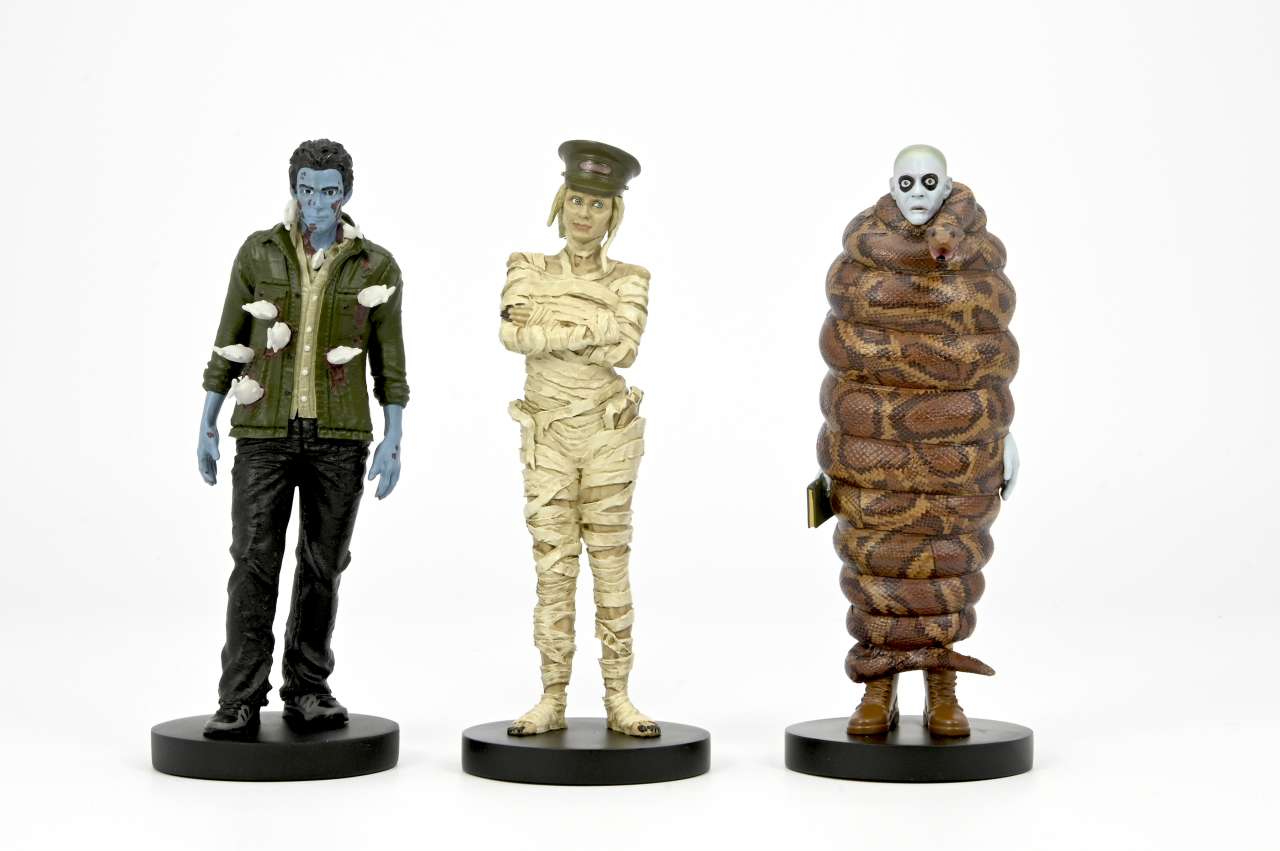 Beetlejuice 2 Immigration Hall Set 1 - 3 Figur neca