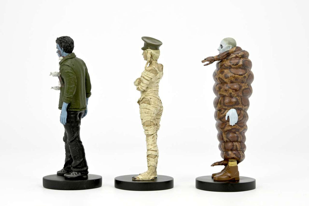 Beetlejuice 2 Immigration Hall Set 1 - 3 Figur neca