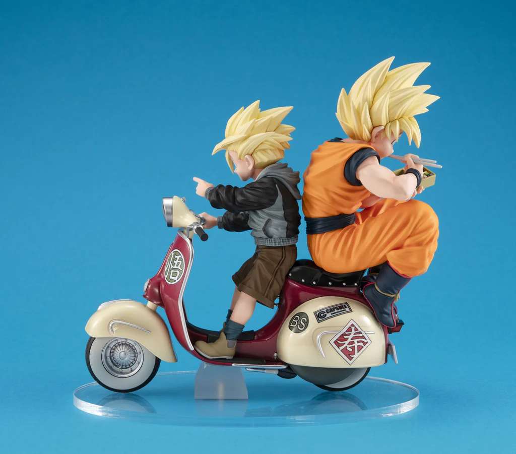 Dragon Ball Z Super Saiyan Goku & Gohan Figur med Motorcykel megahouse