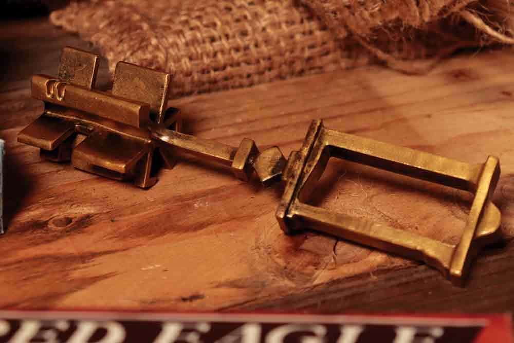 Resident Evil 4 - Wayshrine Key Replica fanattik