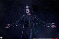 The Crow 1:3 Skala Staty - Robotto
