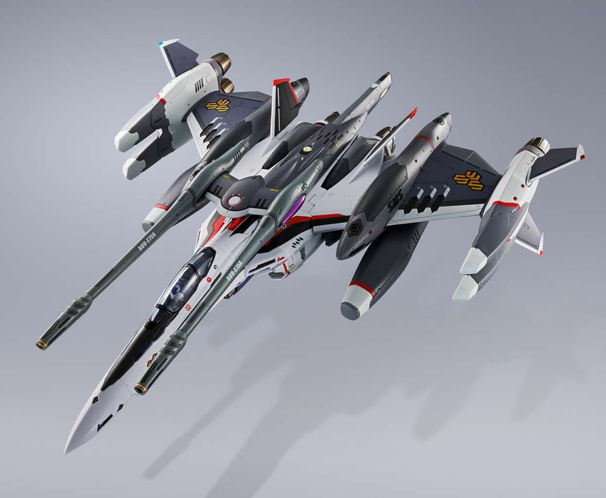 DX Chogokin Macross VF-25F Tornado Messiah Valkyrie Alto Saotome bandai