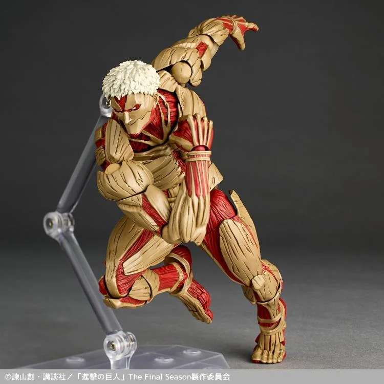 Revoltech a.y. Attack on Titan Armored Titan Action Figur kaiyodo