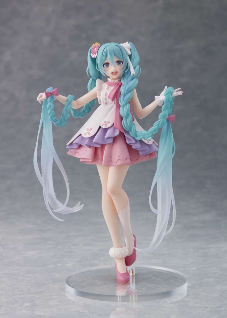 Hatsune Miku Rapunzel Wonderland Figur taito
