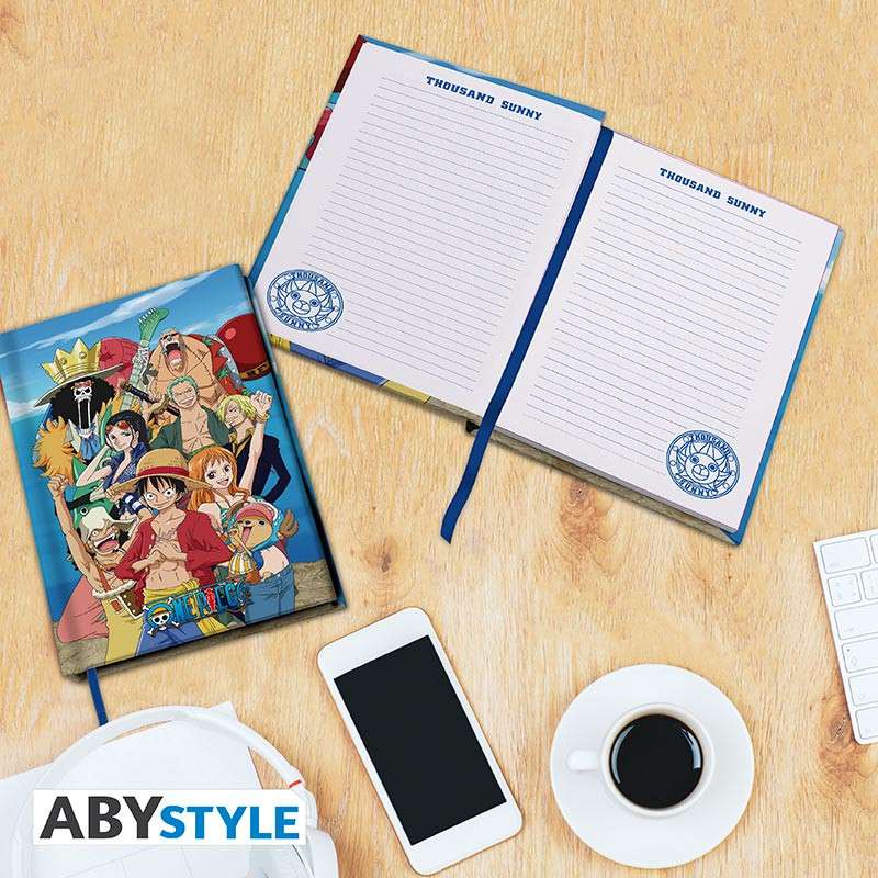 One Piece Straw Hat Crew A5 Notebook - Ideal för Fans abystyle studio