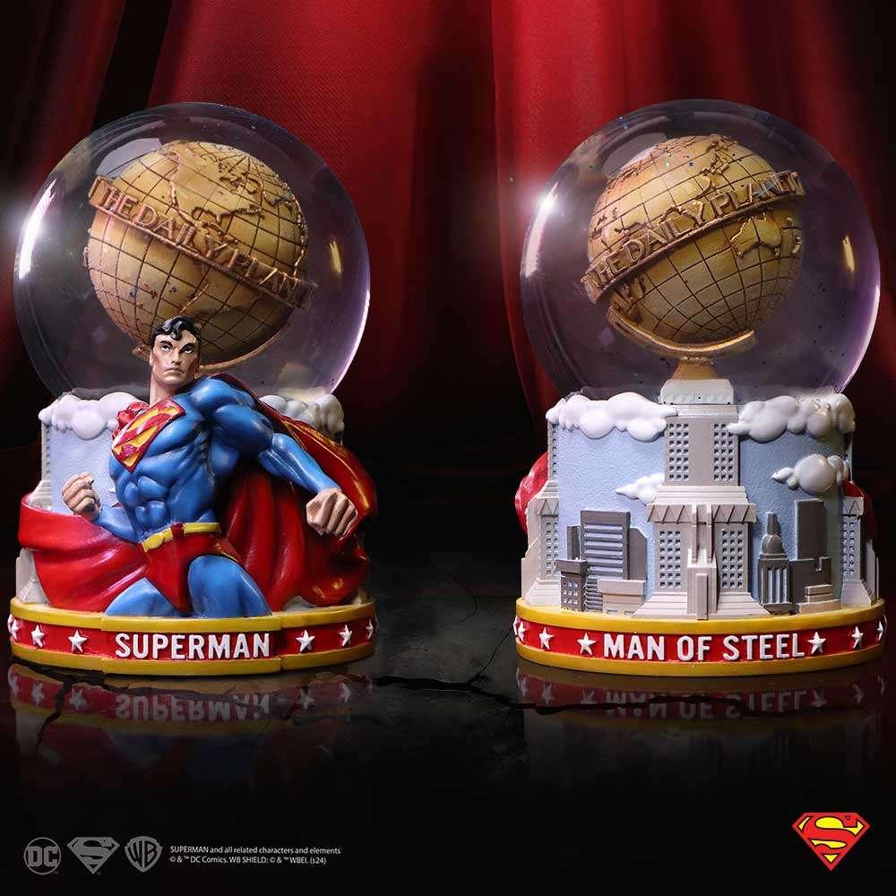 DC The Daily Planet Superman Snow Globe - Robotto