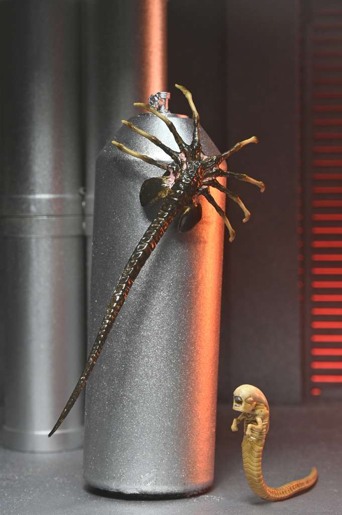 Alien Romulus Xenomorph XX121 Ultimate AF - Exklusiv Samlarfigur neca