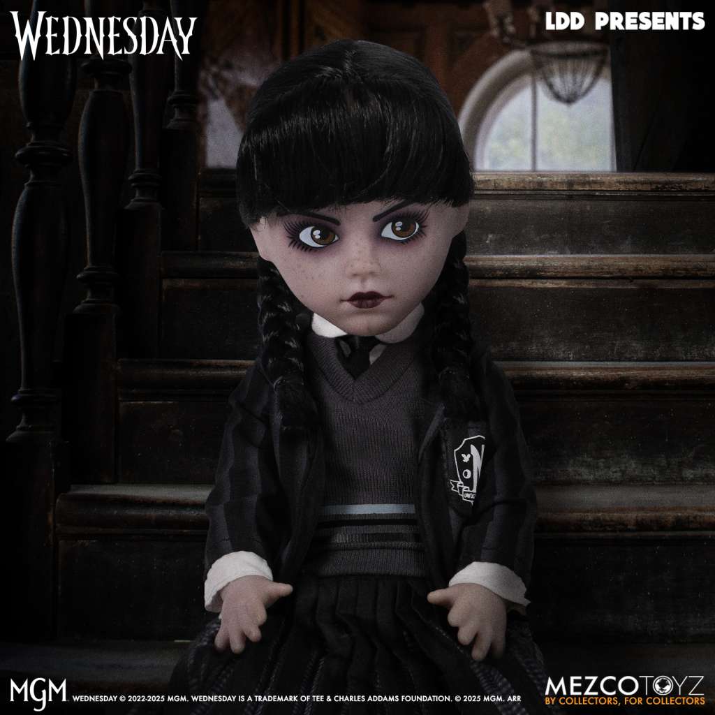 Ldd presenterar Wednesday Nevermore Academy Uniform AF Robotto