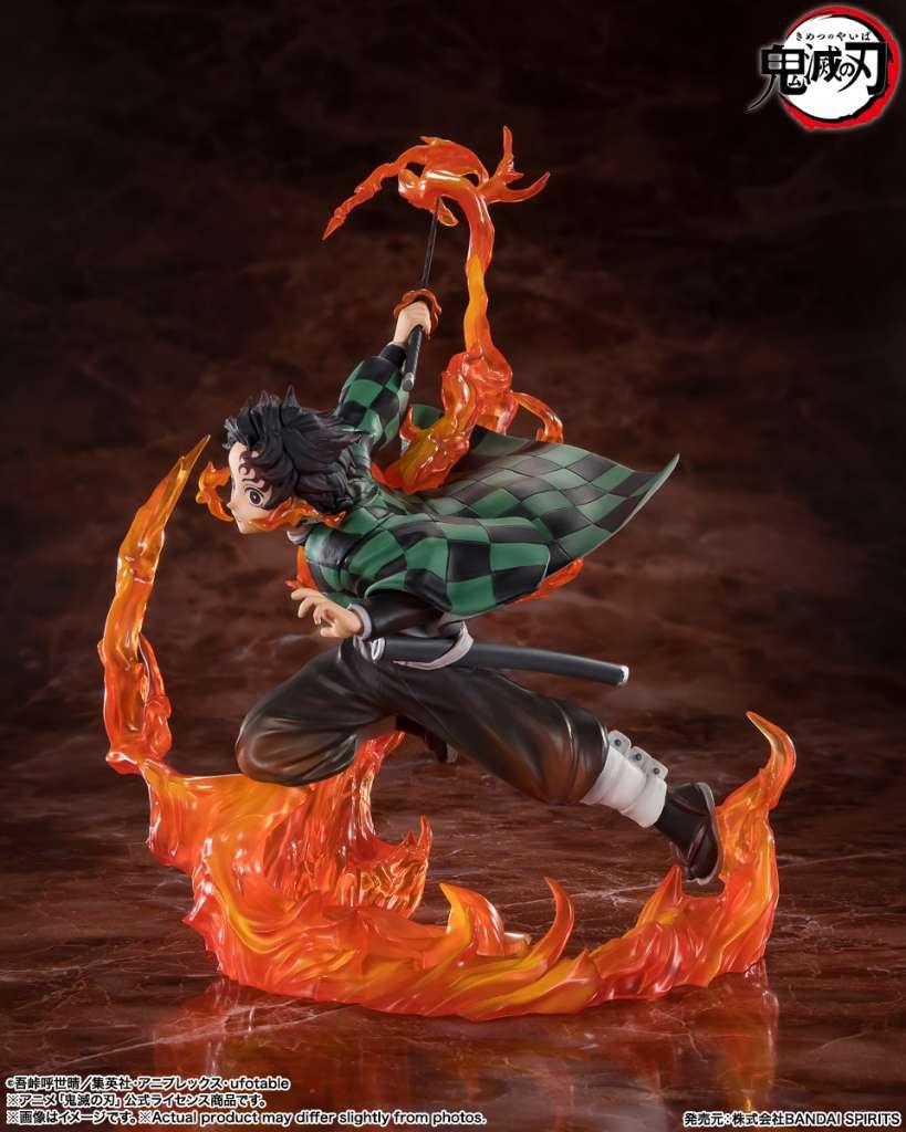 Demon Slayer Tanjiro Kamado & Kyojuro Rengoku Sword Guard FiguartsZERO - Robotto