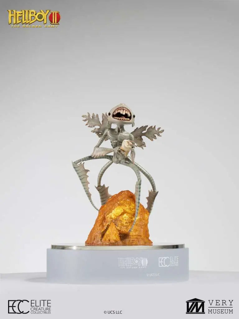 Hellboy II: Den gyllene arméns Tandfe i livsstor maquette