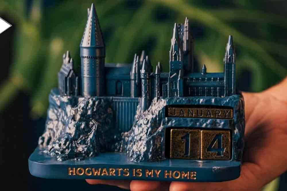 Harry Potter Hogwarts 3D Perpetual Calendar grupo erik