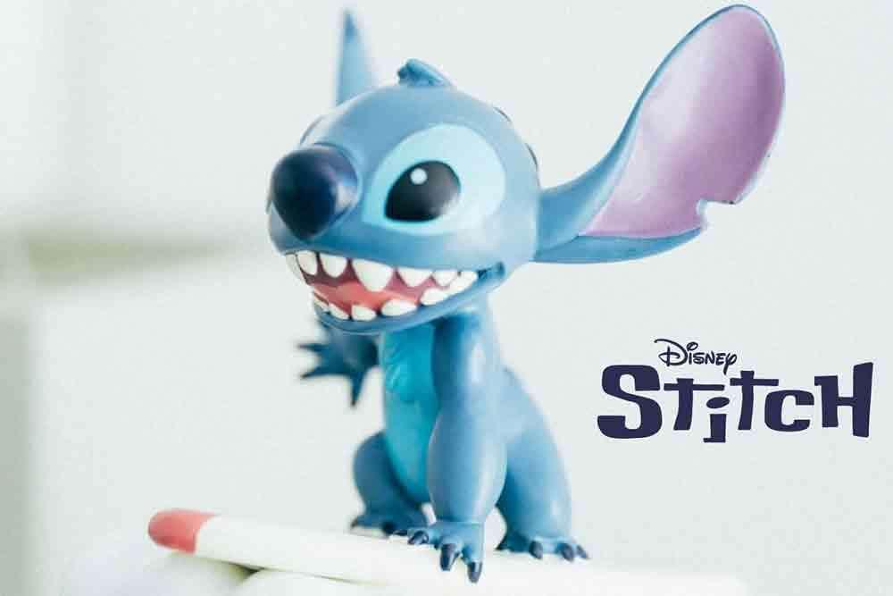 Disney Stitch 3D Perpetual Calendar - Robotto