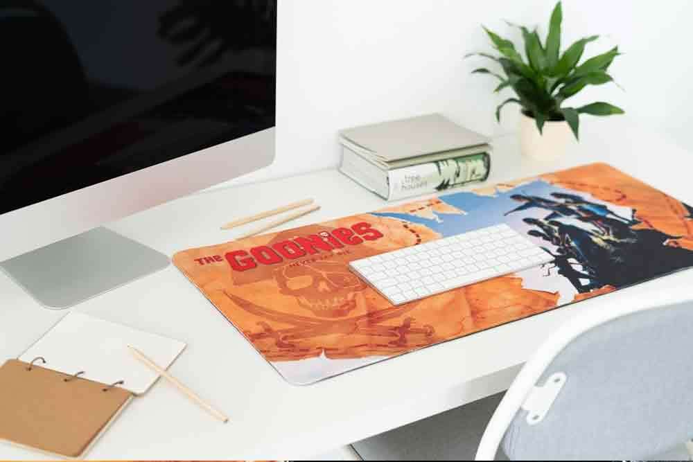 The Goonies XXL Deskmat grupo erik