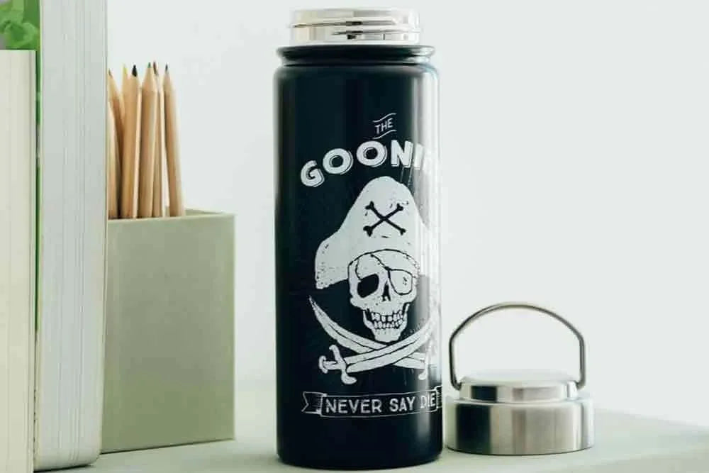 The Goonies Vattenflaska - Dubbelväggig i Rostfritt Stål - Robotto