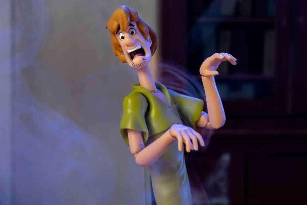 Scooby-Doo Wave 1: Shaggy - De Luxe Action Figur Scale 1:12 - Robotto
