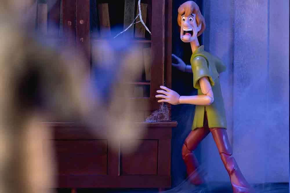 Scooby-Doo Wave 1: Shaggy - De Luxe Action Figur Scale 1:12 jada toys