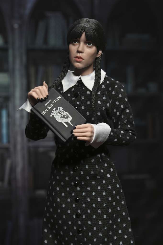 Wednesday Addams Klassiska Klänningfigur neca