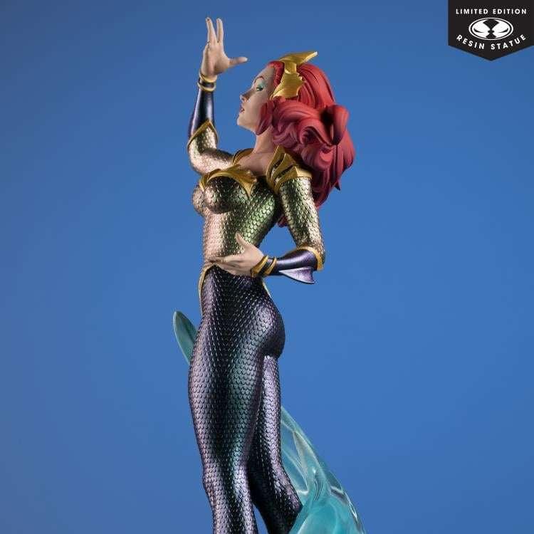 Dc Cover Girls Mera av J. Scott Campbell Resin Statue - Robotto