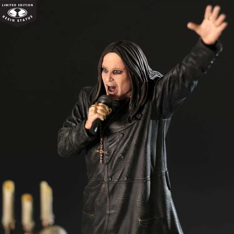 Music Maniacs Ozzy Osbourne Resin Statue - Samlarobjekt för Fans mcfarlane toys 2025