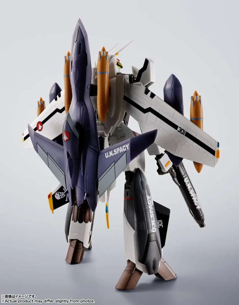 Macross VF-0S Phoenix Roy Focker - QF-2200D-B Ghost Hi-Metal R bandai