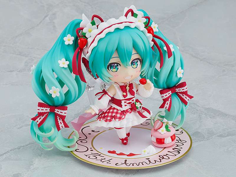Hatsune Miku 15-årsjubileum Nendoroid goodsmile fr