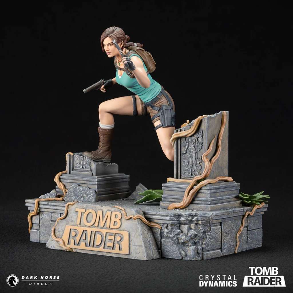 Tomb Raider Lara Croft 24cm PVC Figur dark horse toys