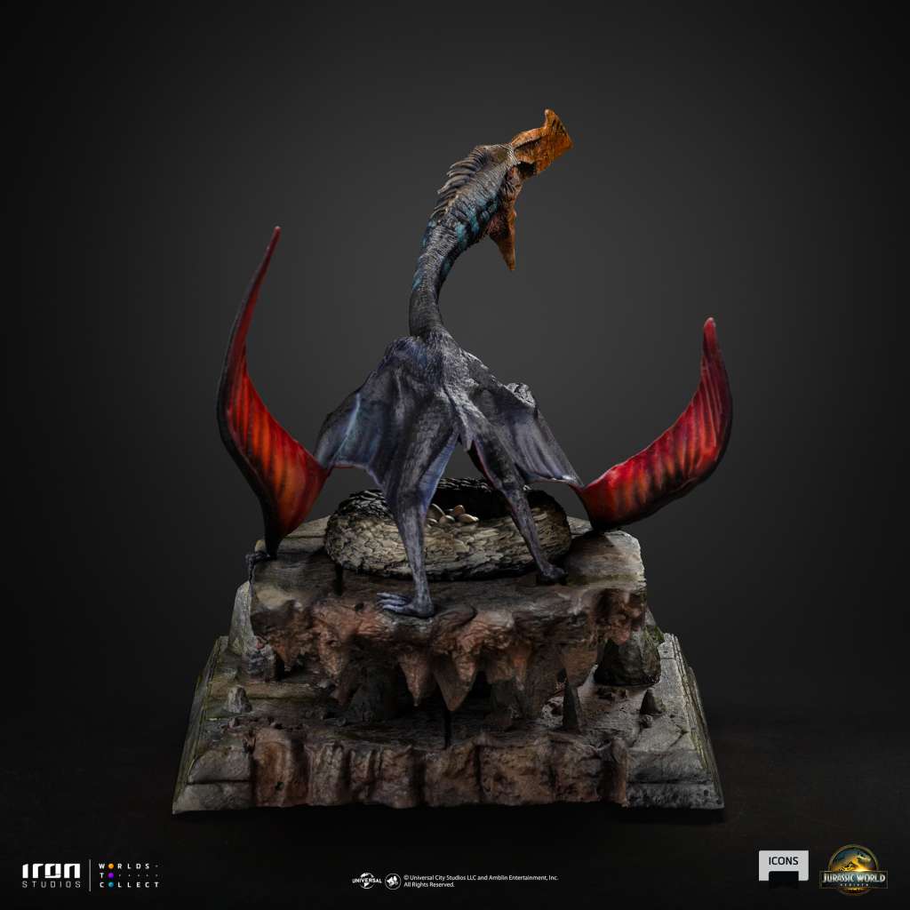 Jurassic World Rebirth Quetzalcoatlus Icons Statue iron studios