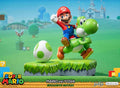 Super Mario Mario & Yoshi Exclusive Edition Statue - Robotto