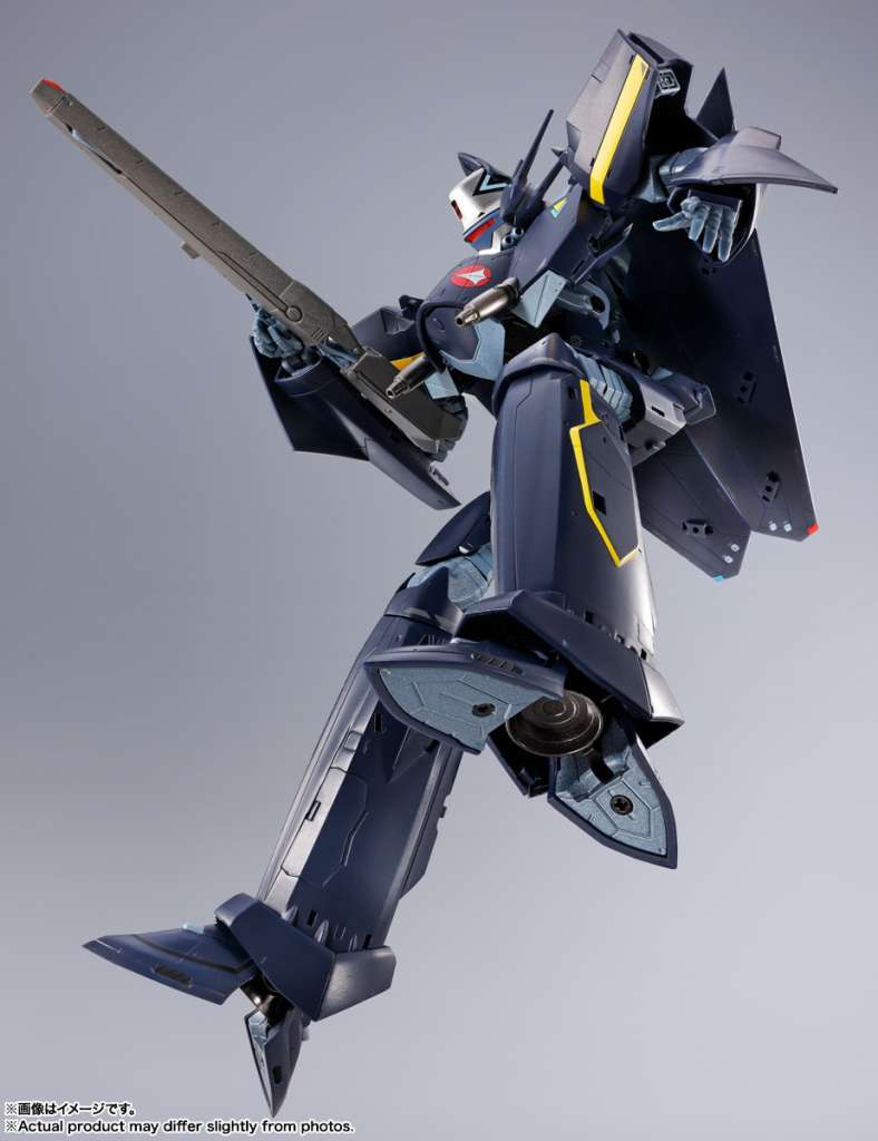 DX Chogokin Macross 7 VF-17S Nightmare Stealth Valkyrie Gamlin Kizaki bandai