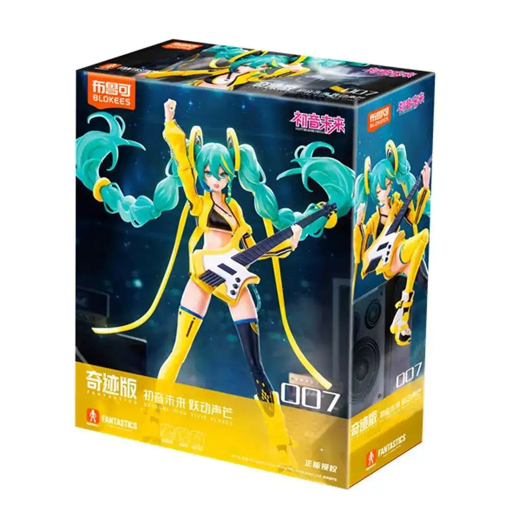 HATSUNE MIKU VIVID ECHOES FANTASTICS EDITION MODEL KIT 2