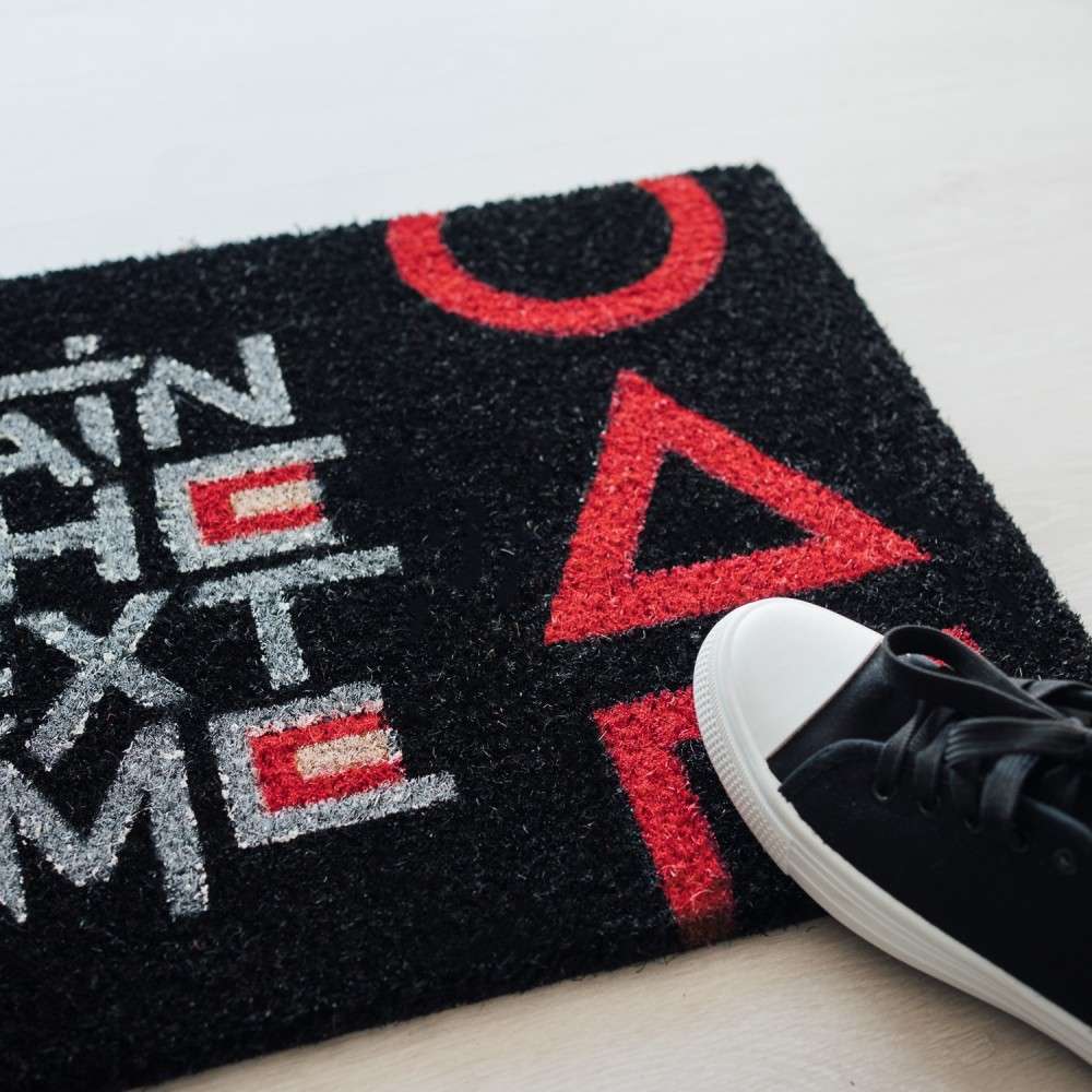 Squid Game Dörrmatta – Unik inredningsdetalj för ditt hem Robotto