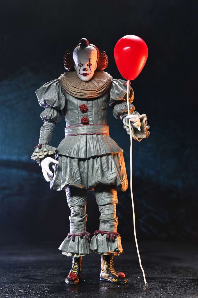 Ultimate Pennywise Figur från Derry - NECA neca