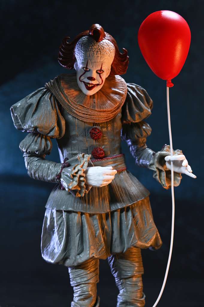 Ultimate Pennywise Figur från Derry - NECA neca